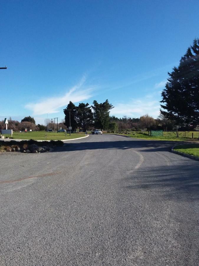 Pine Lake View Lodge Kaiapoi Exterior photo